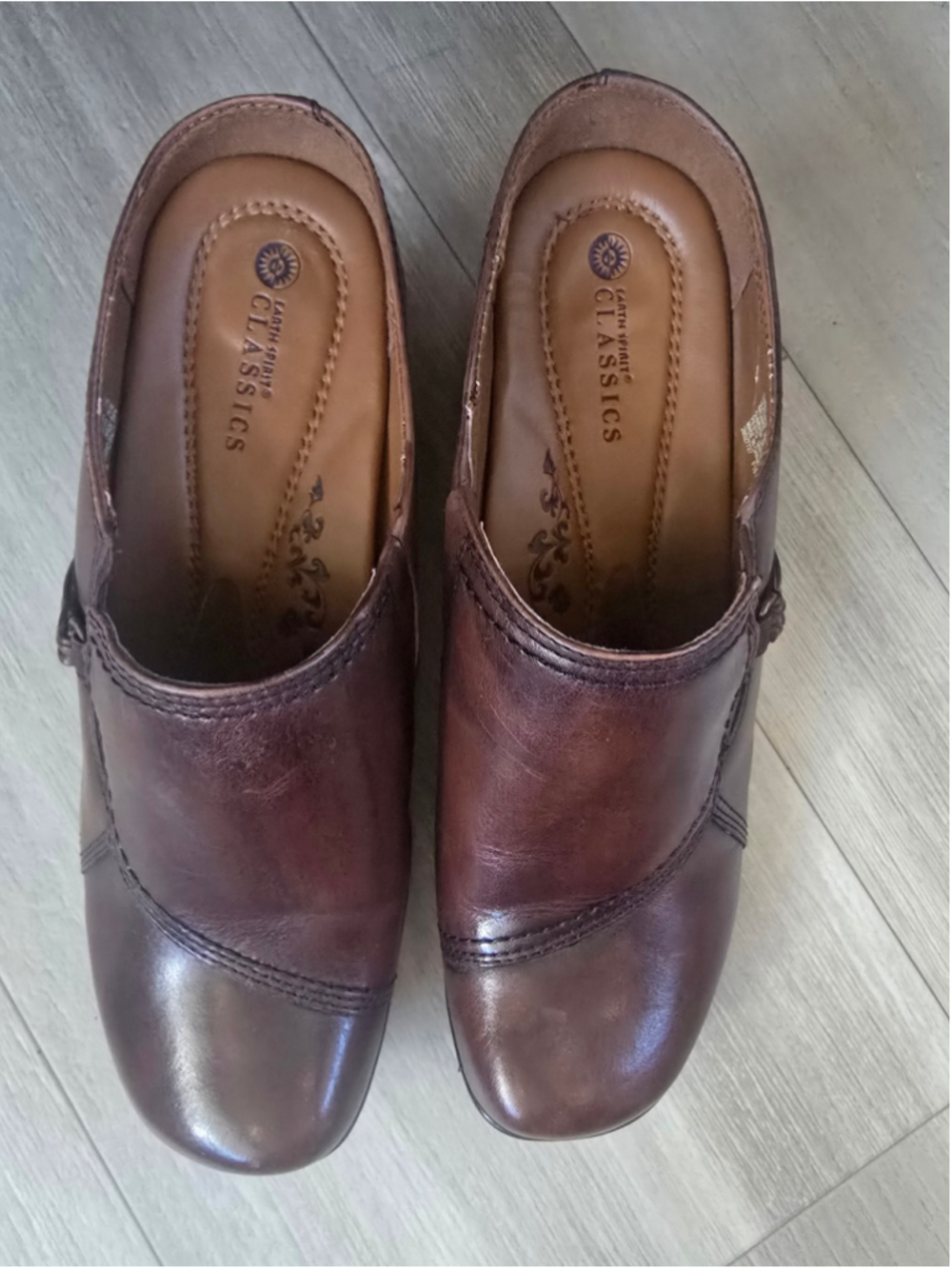 Women's Earth Spirit Brown Leather Mules Size 7.5
